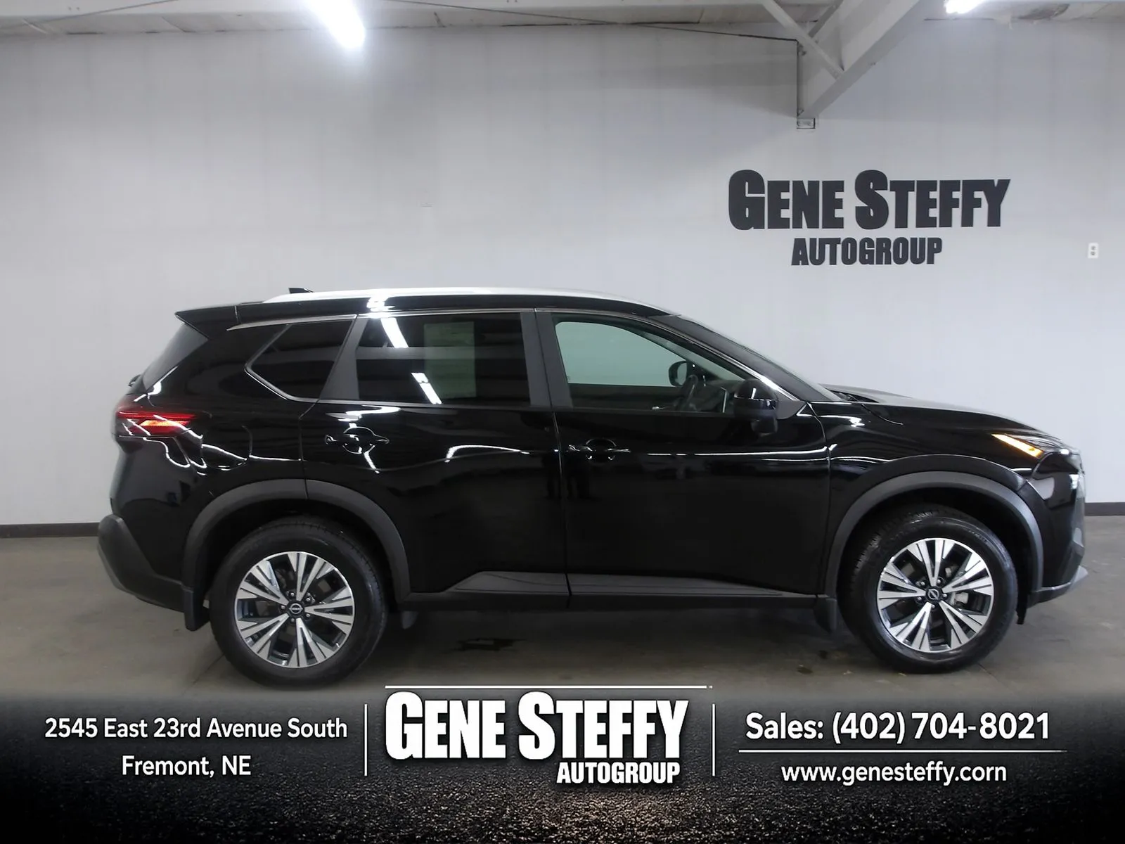 Black 2023 Nissan Rogue SV for sale in Fremont, NE