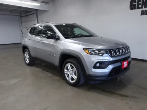 More photos of 2023 Jeep Compass Latitude at Gene Steffy Chrysler Dodge Jeep RAM, NE
