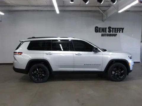Another view of 2023 Jeep Grand Cherokee L Altitude for sale in Fremont, NE at Gene Steffy Chrysler Dodge Jeep RAM