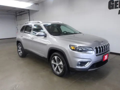 More photos of 2019 Jeep Cherokee Limited at Gene Steffy Chrysler Dodge Jeep RAM, NE