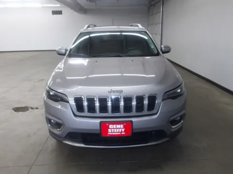 More photos of 2019 Jeep Cherokee Limited at Gene Steffy Chrysler Dodge Jeep RAM, NE
