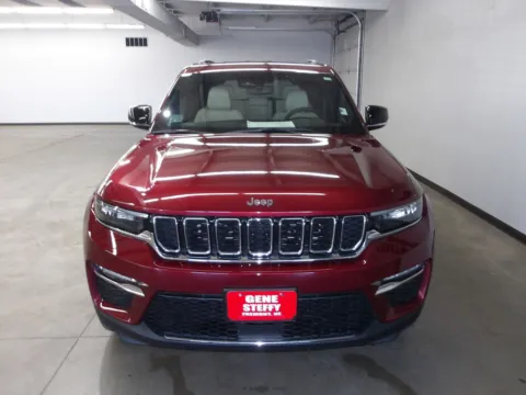 More photos of 2023 Jeep Grand Cherokee Limited at Gene Steffy Chrysler Dodge Jeep RAM, NE