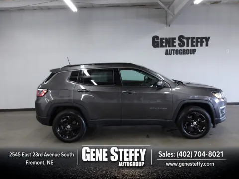 Gray 2019 Jeep Compass Latitude for sale in Fremont, NE