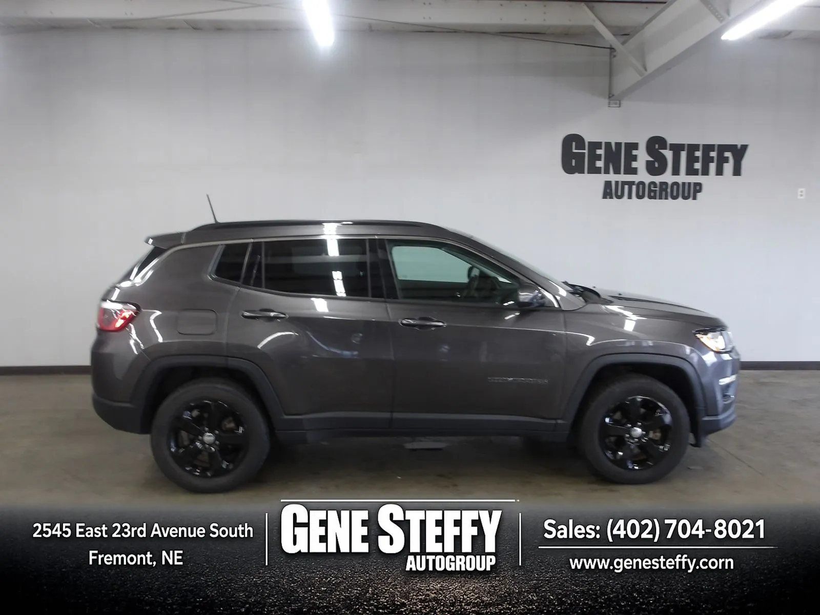 Gray 2019 Jeep Compass Latitude for sale in Fremont, NE