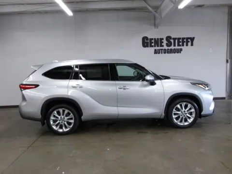 Another view of 2022 Toyota Highlander Hybrid Limited for sale in Fremont, NE at Gene Steffy Chrysler Dodge Jeep RAM