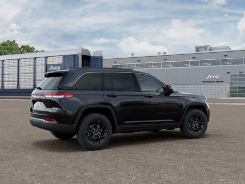 More photos of 2026 Jeep Grand Cherokee Laredo Altitude at Gene Steffy Chrysler Dodge Jeep RAM, NE