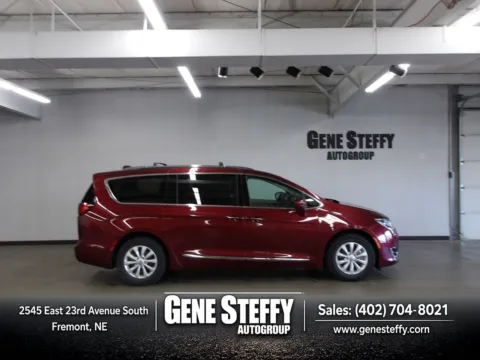 Red 2019 Chrysler Pacifica Touring L for sale in Fremont, NE