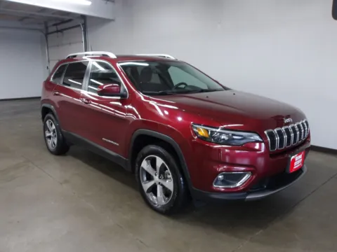 More photos of 2019 Jeep Cherokee Limited at Gene Steffy Chrysler Dodge Jeep RAM, NE