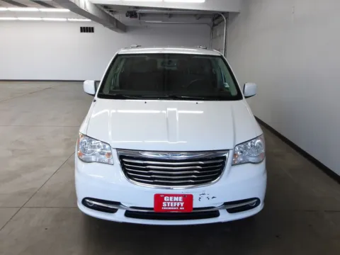More photos of 2014 Chrysler Town & Country Touring at Gene Steffy Chrysler Dodge Jeep RAM, NE