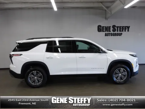 White 2025 Chevrolet Traverse LT for sale in Fremont, NE