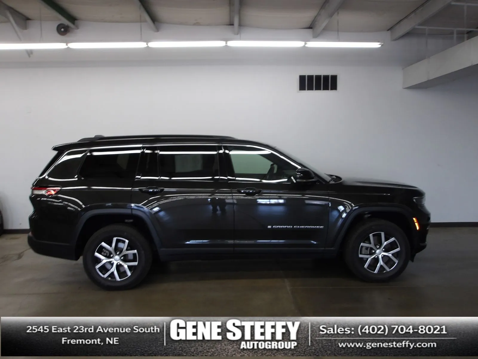 Unknown 2024 Jeep Grand Cherokee L Limited for sale in Fremont, NE