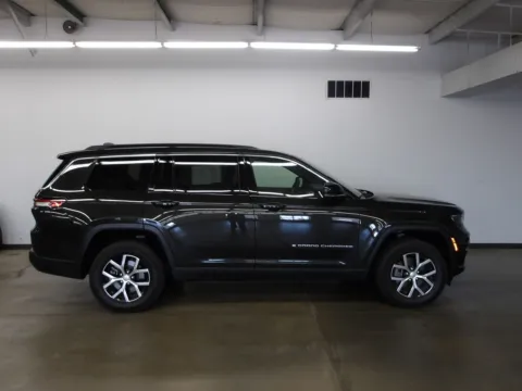 Another view of 2024 Jeep Grand Cherokee L Limited for sale in Fremont, NE at Gene Steffy Chrysler Dodge Jeep RAM