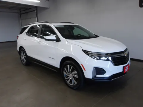 More photos of 2023 Chevrolet Equinox LT at Gene Steffy Chrysler Dodge Jeep RAM, NE