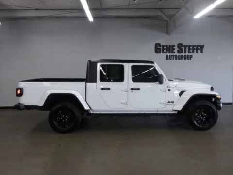 Another view of 2023 Jeep Gladiator Sport S for sale in Fremont, NE at Gene Steffy Chrysler Dodge Jeep RAM