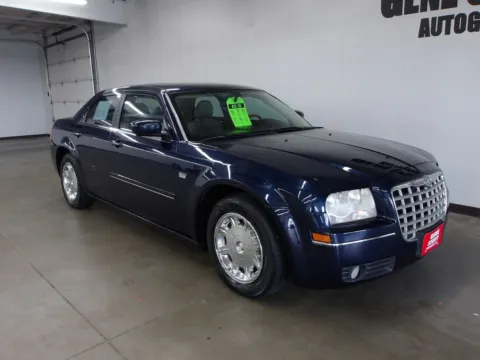 More photos of 2005 Chrysler 300 Touring at Gene Steffy Chrysler Dodge Jeep RAM, NE