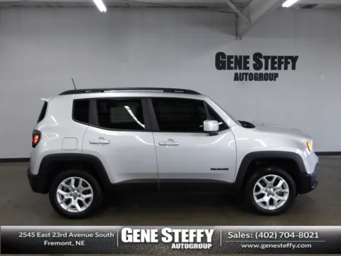 Silver 2018 Jeep Renegade Latitude for sale in Fremont, NE