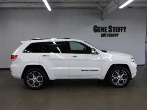 Another view of 2019 Jeep Grand Cherokee Overland for sale in Fremont, NE at Gene Steffy Chrysler Dodge Jeep RAM