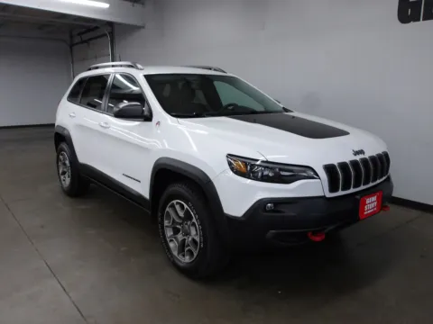 More photos of 2020 Jeep Cherokee Trailhawk at Gene Steffy Chrysler Dodge Jeep RAM, NE