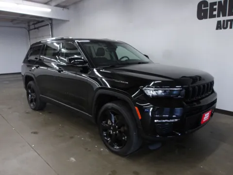 More photos of 2023 Jeep Grand Cherokee L Limited at Gene Steffy Chrysler Dodge Jeep RAM, NE