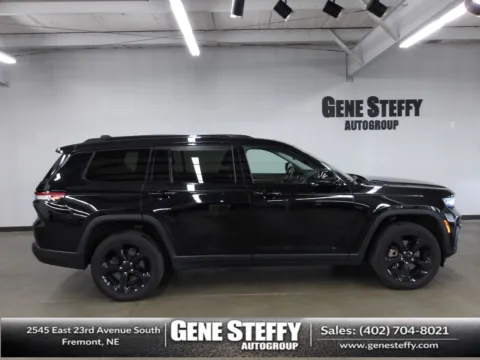 Black 2023 Jeep Grand Cherokee L Limited for sale in Fremont, NE