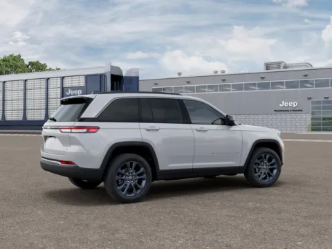 More photos of 2026 Jeep Grand Cherokee at Gene Steffy Chrysler Dodge Jeep RAM, NE