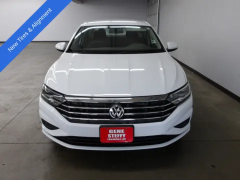 More photos of 2021 Volkswagen Jetta R-Line at Gene Steffy Chrysler Dodge Jeep RAM, NE