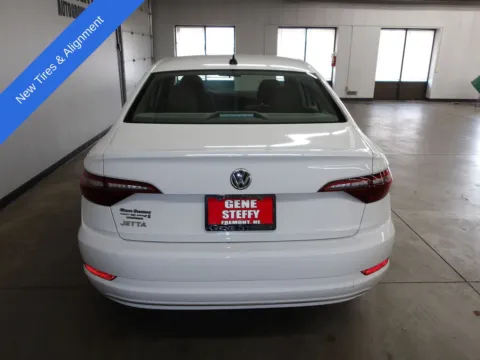 More photos of 2021 Volkswagen Jetta R-Line at Gene Steffy Chrysler Dodge Jeep RAM, NE