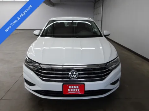 More photos of 2021 Volkswagen Jetta R-Line at Gene Steffy Chrysler Dodge Jeep RAM, NE