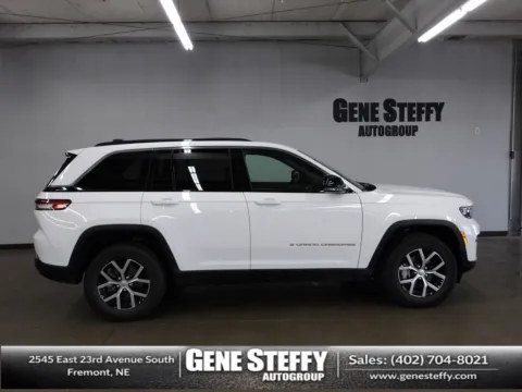 White 2025 Jeep Grand Cherokee Limited for sale in Fremont, NE