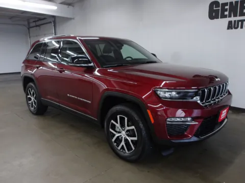 More photos of 2024 Jeep Grand Cherokee Limited at Gene Steffy Chrysler Dodge Jeep RAM, NE