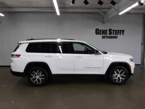 Another view of 2023 Jeep Grand Cherokee L Limited for sale in Fremont, NE at Gene Steffy Chrysler Dodge Jeep RAM