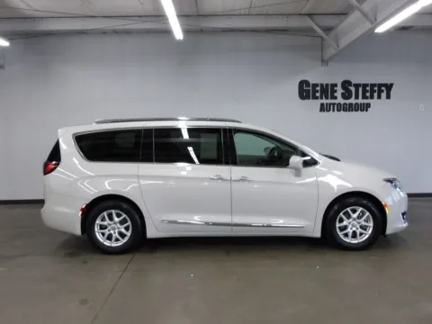 Another view of 2020 Chrysler Pacifica Touring L for sale in Fremont, NE at Gene Steffy Chrysler Dodge Jeep RAM