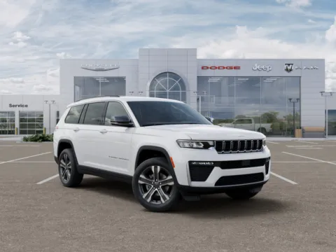 More photos of 2027 Jeep Grand Cherokee L Limited at Gene Steffy Chrysler Dodge Jeep RAM, NE