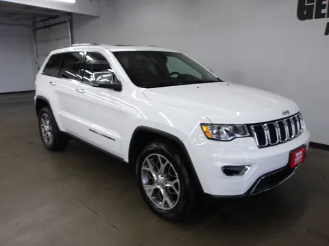 More photos of 2020 Jeep Grand Cherokee Limited at Gene Steffy Chrysler Dodge Jeep RAM, NE