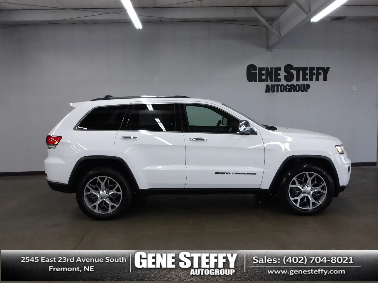 White 2020 Jeep Grand Cherokee Limited for sale in Fremont, NE