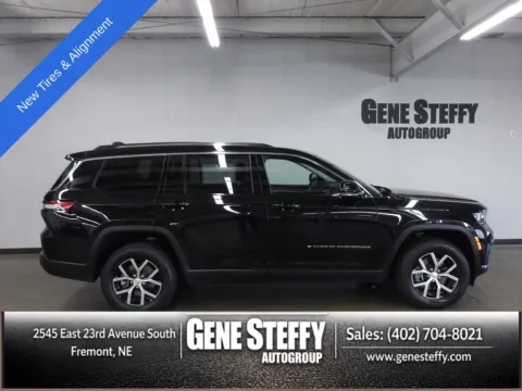Black 2023 Jeep Grand Cherokee L Limited for sale in Fremont, NE