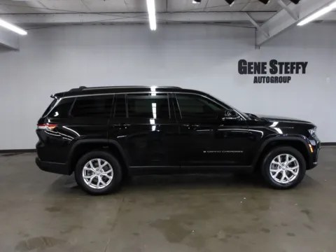 Another view of 2021 Jeep Grand Cherokee L Limited for sale in Fremont, NE at Gene Steffy Chrysler Dodge Jeep RAM