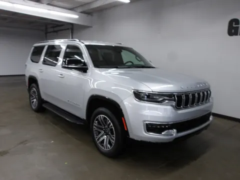 More photos of 2025 Jeep Wagoneer at Gene Steffy Chrysler Dodge Jeep RAM, NE