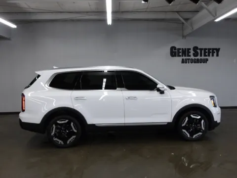 Another view of 2024 Kia Telluride S for sale in Fremont, NE at Gene Steffy Chrysler Dodge Jeep RAM