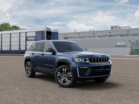 More photos of 2027 Jeep Grand Cherokee Limited at Gene Steffy Chrysler Dodge Jeep RAM, NE