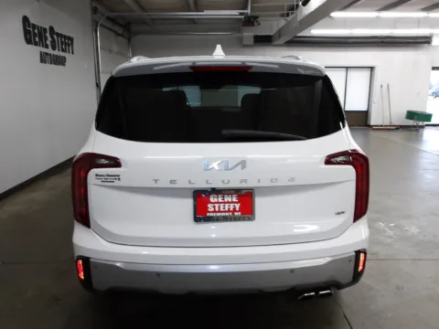 More photos of 2024 Kia Telluride S at Gene Steffy Chrysler Dodge Jeep RAM, NE