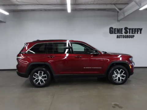 Another view of 2024 Jeep Grand Cherokee Limited for sale in Fremont, NE at Gene Steffy Chrysler Dodge Jeep RAM