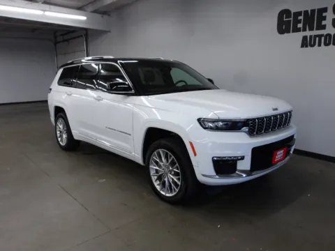 More photos of 2023 Jeep Grand Cherokee L Summit at Gene Steffy Chrysler Dodge Jeep RAM, NE