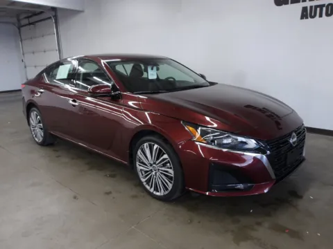 More photos of 2024 Nissan Altima 2.5 SL at Gene Steffy Chrysler Dodge Jeep RAM, NE