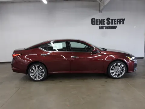 Another view of 2024 Nissan Altima 2.5 SL for sale in Fremont, NE at Gene Steffy Chrysler Dodge Jeep RAM