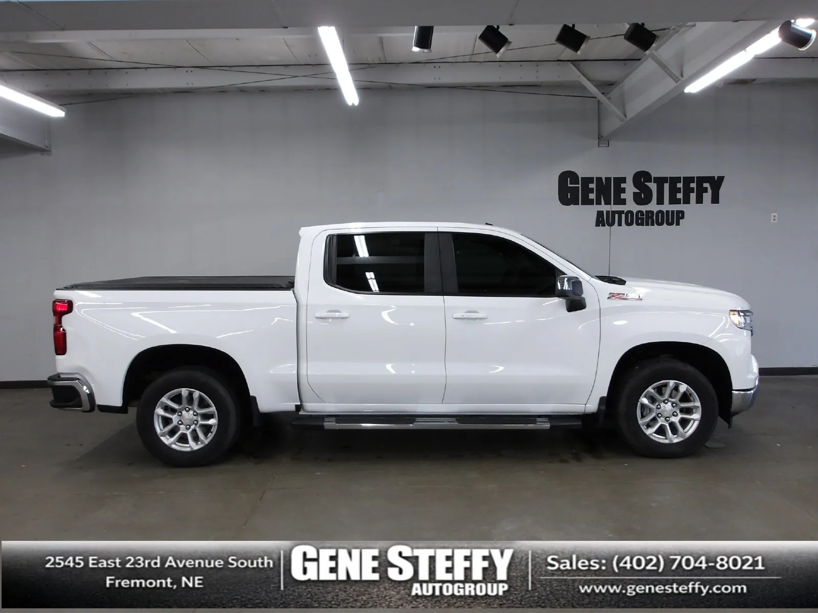 White 2024 Chevrolet Silverado 1500 LT for sale in Fremont, NE