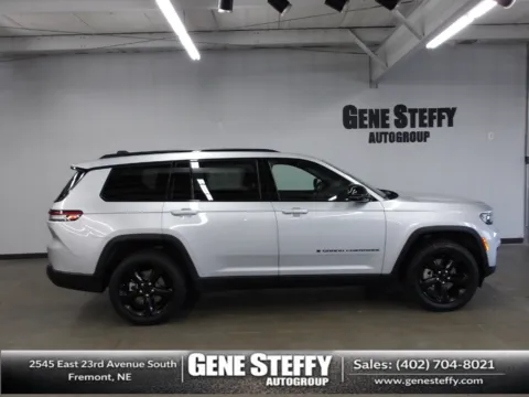 Silver 2023 Jeep Grand Cherokee L Altitude for sale in Fremont, NE