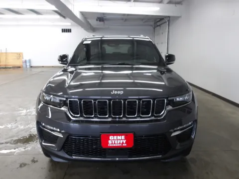 Another view of 2025 Jeep Grand Cherokee Limited for sale in Fremont, NE at Gene Steffy Chrysler Dodge Jeep RAM