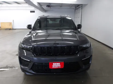Another view of 2025 Jeep Grand Cherokee Limited for sale in Fremont, NE at Gene Steffy Chrysler Dodge Jeep RAM