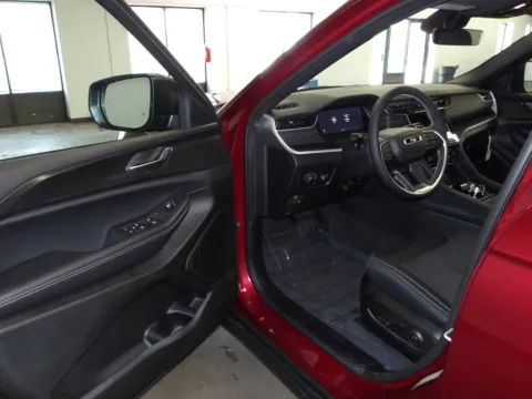 More photos of 2025 Jeep Grand Cherokee L Laredo X at Gene Steffy Chrysler Dodge Jeep RAM, NE